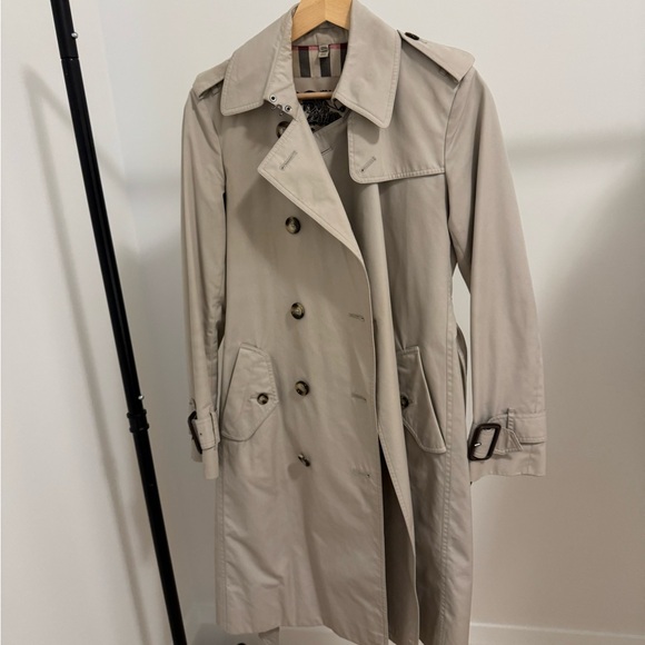Burberry Trench Coat - Picture 4 of 6
